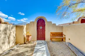 Hot Tub, Sunset Views! Couple’s Escape in El Prado - Image 4