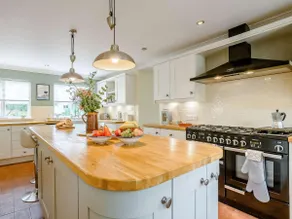 5 Bed in Dereham oc-89542 - Image 3