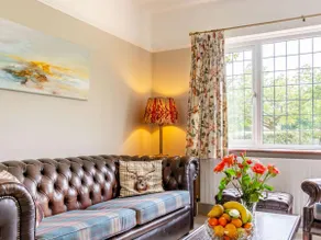 3 Bed in Polegate oc-89657 - Image 3