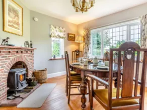 3 Bed in Polegate oc-89657 - Image 4