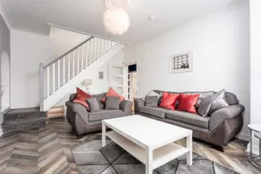 Berelands House - Donnini Apartments - Image 2