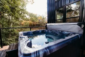 Luxury Cliffside Hammock House - Image 3
