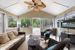 Poolside Paradise in the Heart of Charlotte - Image 3
