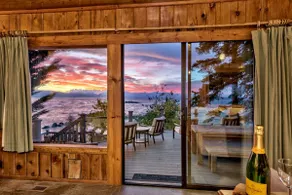 LX6 Lakefront Luxury Estate Cave Rock - Image 3