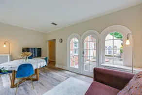 Historic Mamaroneck Guest House - Walk to Harbor! - Image 4