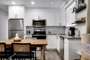 Executive 3BR | Monthly Stays | Quiet East Ottawa - Image 3