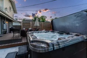 Spacious & Pet Friendly- Hot Tub & Mountain Views - Image 2