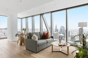 A Chic 2BR Apt with Panoramic Views FREE Parking - Image 2