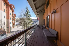 Fantastiskt läge i denna Ski in / Ski out condo! - Image 3