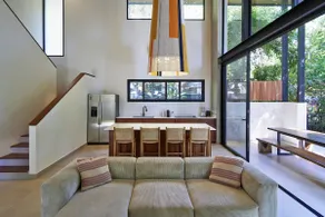 4BR Villa - Best Location In ST - Private Pool - Image 5