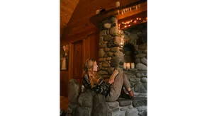 Mountain Memories: peaceful riverfront w/ hot tub - Image 4