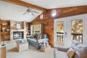 Stunning Lake View On A Nice & Quiet Relaxing Home - Image 2