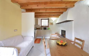 Nice home in Feltre with WiFi - Image 2