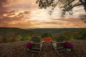 Hidden Mountaintop Getaway - Image 2