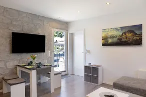Pension Haus Leni by the Swan Lake - Image 3