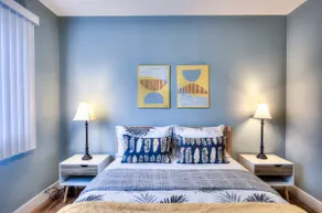 Charming 2BR with Balcony in Montreal - Image 4
