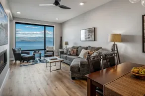 Exclusive Seasons 8 | Waterfront | Rooftop Hot Tub - Image 4