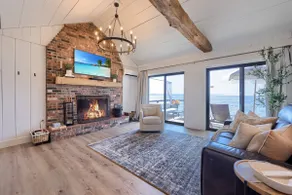 Long Beach Cottage - Image 4
