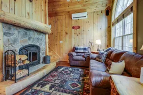 Rustic Retreat: Walk to Great Sacandaga Lake - Image 2