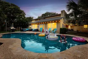 6BR Pool & Game Arcade | Family + Dog Friendly - Image 5