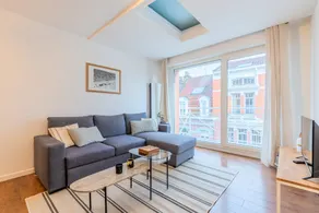 3 bedroom apartment with parking & balconies - Image 4