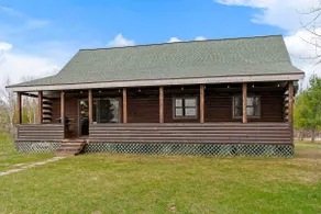 Renovated Cabin on Big Manistique Lake - Image 2