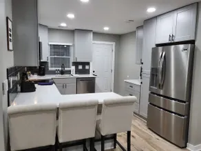 The Silver Bungalow - Image 5