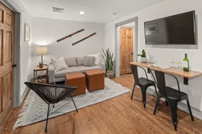 Upscale Vermont Condo off of Mountain Rd - Image 4