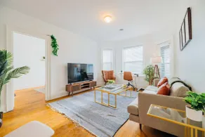 Charming 2/1 Mid-Century Apt - Image 5