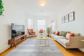 Charming 2/1 Mid-Century Apt - Image 4