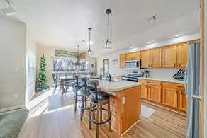 Sleeps 12, 4BR, 8 bed, 4 bath, POOL, FREE Shuttle - Image 4