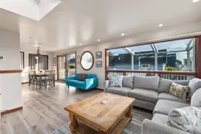 Harbor Home - 2 blocks from the beach! - Image 3