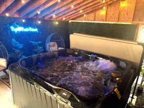 Rapids Rustic Retreat W/New Hot Tub - Image 2