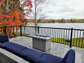 Lakeside Serenity by AvantStay | Lakefront, Modern - Image 2