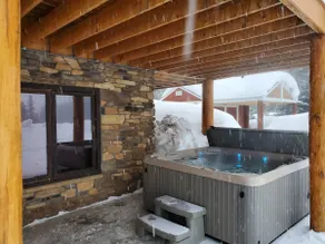 Elk Creek Lodge - Image 2