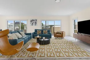 Seaside Bliss with Ocean Views - Image 4
