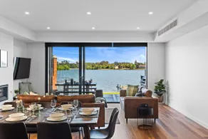 Edgewater on Irvine - Image 3