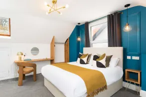 The Adelphi | King Studio in Stratford - Image 2
