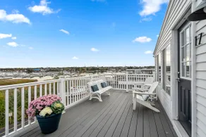Picturesque Views | Top Floor | The Marina Suite - Image 3