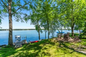 Lakefront | Kayaks | Game room - Image 5