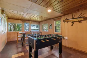 Lakefront | Kayaks | Game room - Image 4