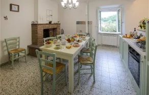 Gorgeous home in Palazzetto Nese - Image 3