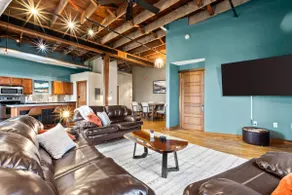 Downtown - Railway Retreat - Image 5