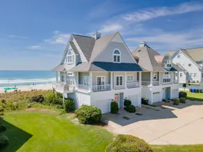 Topsail Treasure's - Oceanfront Luxury Spa Pool - Image 2