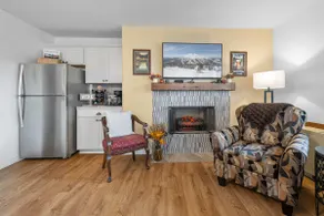 Mount Bachelor Ski Condo w/Hot Tub & Pool Sleeps 6 - Image 5