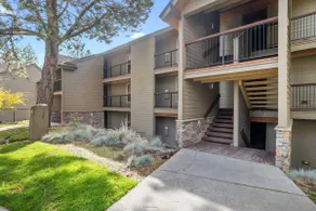 Mount Bachelor Ski Condo w/Hot Tub & Pool Sleeps 6 - Image 4