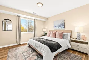 New! Charming Upper Unit in the Heart of Roseville - Image 2