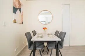 Lovely 1 bed apartment at Turrumurra with parking - Image 5