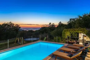 Villa UP with panoramic views of picturesque landscape and sea - Image 3