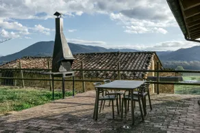 Casa de vacaciones 'La Cabanya De La Rovira - Dalt' con vistas a la montaña, terraza privada y Wi-Fi - Image 2
